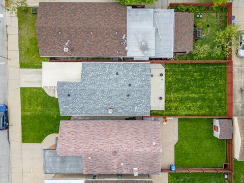 Tiny photo for 6139 W Gunnison Street, Chicago, IL 60630 (MLS # 12636576)