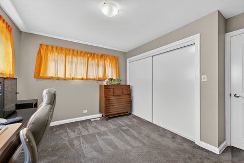 Tiny photo for 6139 W Gunnison Street, Chicago, IL 60630 (MLS # 12636576)