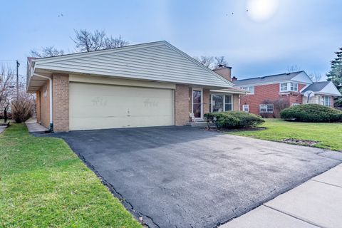 Tiny photo for 3835 W Jarlath Street, Lincolnwood, IL 60712 (MLS # 12584569)