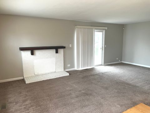 Tiny photo for 156 Cloverleaf Road, Matteson, IL 60443 (MLS # 12546692)