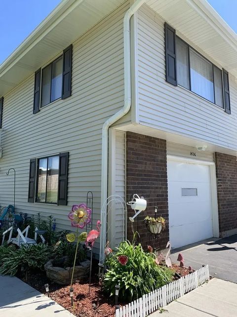Tiny photo for 1436 Millbrook Court #1436, Schaumburg, IL 60193 (MLS # 12604262)