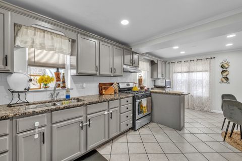 Tiny photo for 3521 S 57th Avenue, Cicero, IL 60804 (MLS # 12544231)