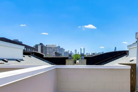 Tiny photo for 628 W WRIGHTWOOD Avenue #3W, Chicago, IL 60614 (MLS # 12681115)