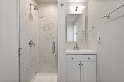 Tiny photo for 2734 W Fargo Avenue, Chicago, IL 60645 (MLS # 12627571)