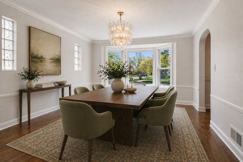 Tiny photo for 2734 W Fargo Avenue, Chicago, IL 60645 (MLS # 12627571)