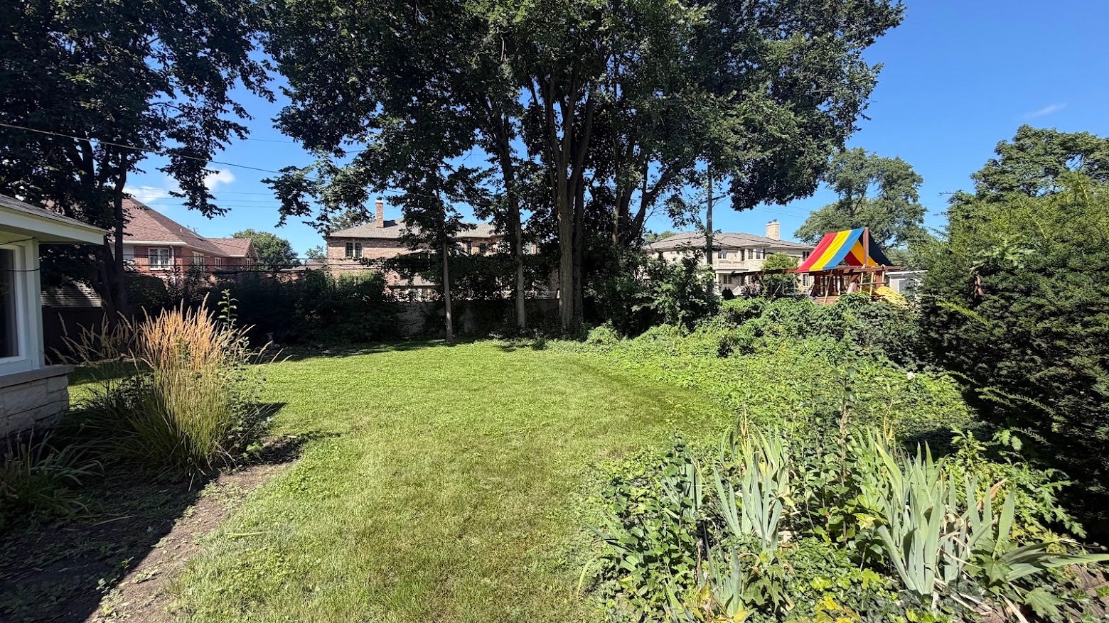 2164 Manor Lane