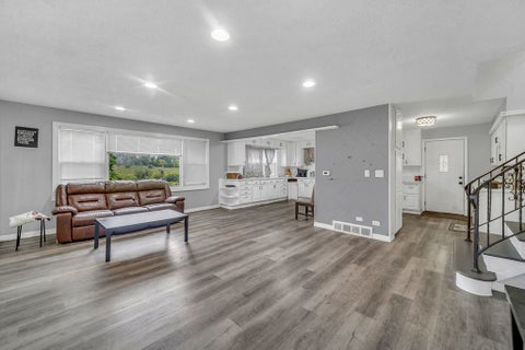 Tiny photo for 421 E COURTLAND Street, Mundelein, IL 60060 (MLS # 12702556)