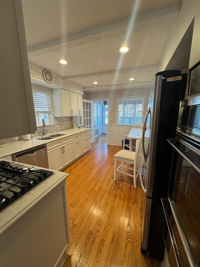 5805 N Merrimac Avenue