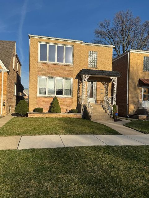 5805 N Merrimac Avenue Chicago IL 60646