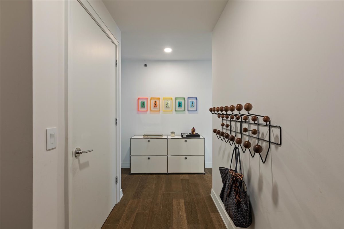 211 N Harbor Drive 409