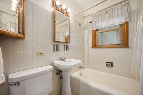 Tiny photo for 6214 N Karlov Avenue, Chicago, IL 60646 (MLS # 12743637)
