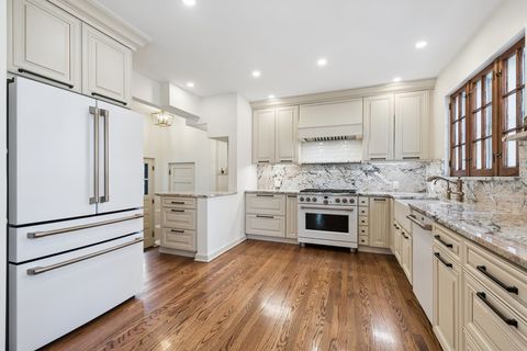 Tiny photo for 1111 Woodbine Avenue, Oak Park, IL 60302 (MLS # 12620763)