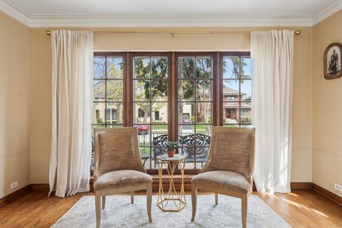 Tiny photo for 1111 Woodbine Avenue, Oak Park, IL 60302 (MLS # 12620763)