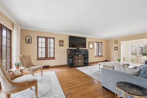 Tiny photo for 1111 Woodbine Avenue, Oak Park, IL 60302 (MLS # 12620763)