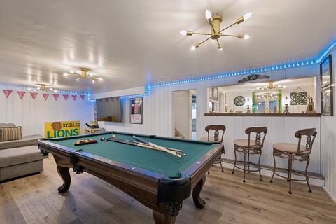 Tiny photo for 1111 Woodbine Avenue, Oak Park, IL 60302 (MLS # 12620763)