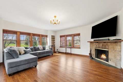 Tiny photo for 1111 Woodbine Avenue, Oak Park, IL 60302 (MLS # 12620763)