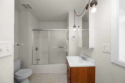 Tiny photo for 621 S Birchwood Avenue, Davenport, IA 52802 (MLS # 12613594)