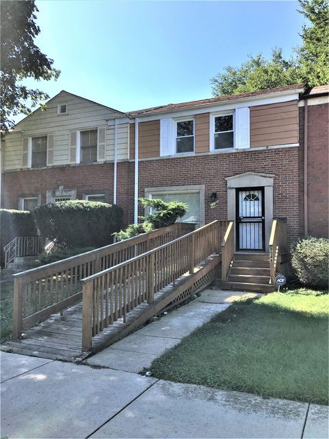 Photo of 9548 S Euclid Avenue, Chicago, IL 60617 (MLS # 12666224)