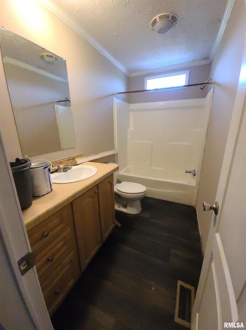 Tiny photo for 16035 Caplinger Pond Road, Marion, IL 62959 (MLS # EB459695)