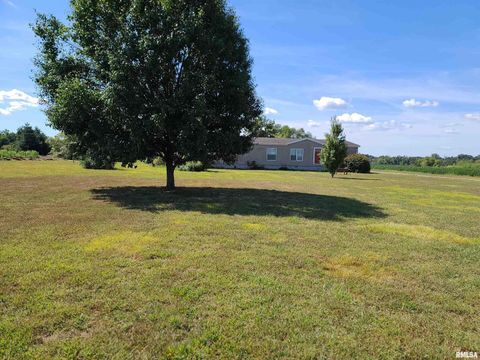 Tiny photo for 16035 Caplinger Pond Road, Marion, IL 62959 (MLS # EB459695)