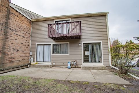 Tiny photo for 211 W Hanover Place, Mount Prospect, IL 60056 (MLS # 12450629)