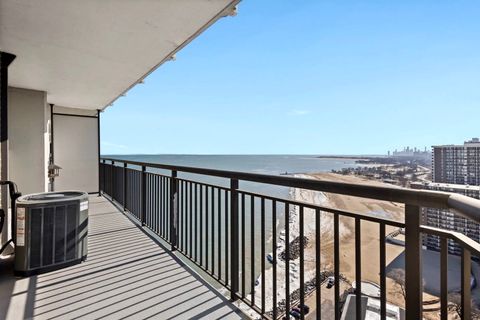 Tiny photo for 6007 N Sheridan Road #23G, Chicago, IL 60660 (MLS # 12619477)