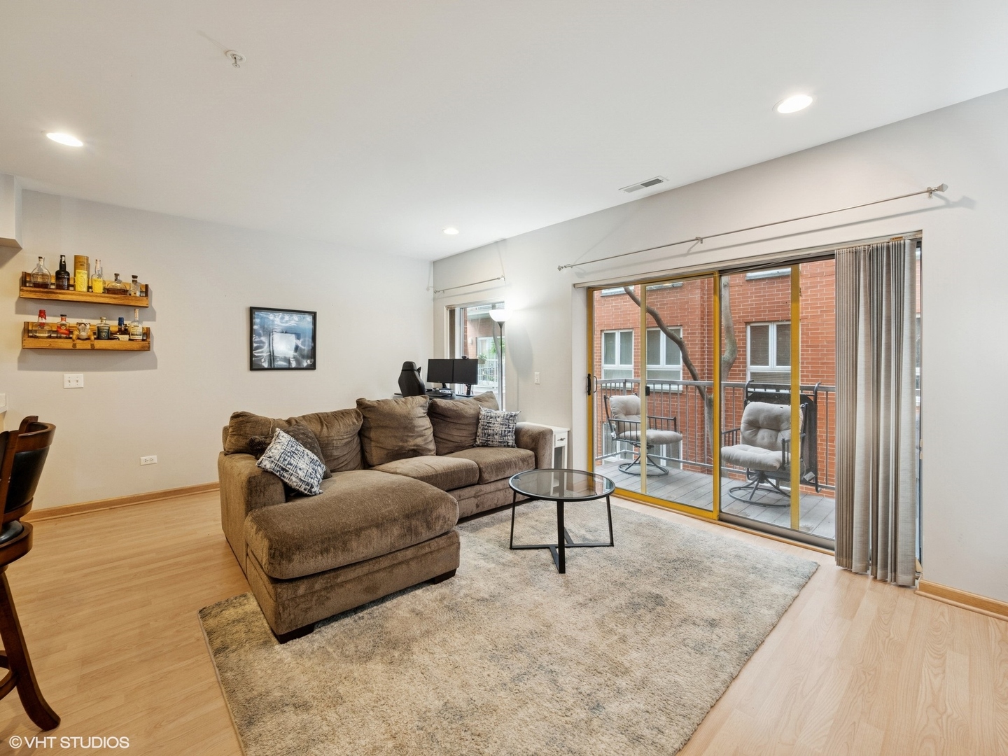 1421 Sherman Avenue 303