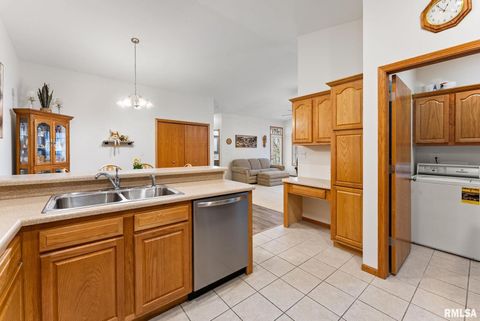 Tiny photo for 16 Cherry Hill Court, Hampton, IL 61256 (MLS # QC4269572)