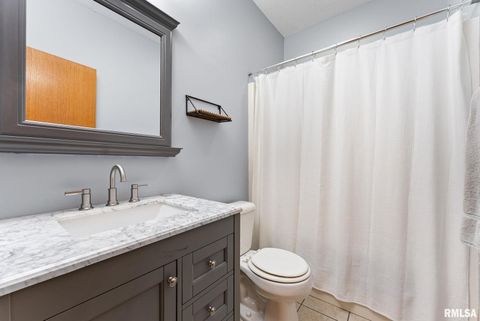 Tiny photo for 16 Cherry Hill Court, Hampton, IL 61256 (MLS # QC4269572)