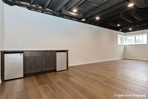 Tiny photo for 179 Cascade Drive, Crystal Lake, IL 60012 (MLS # 12448883)