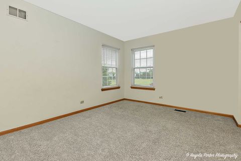 Tiny photo for 179 Cascade Drive, Crystal Lake, IL 60012 (MLS # 12448883)