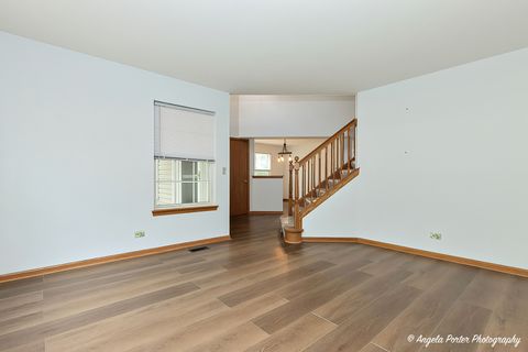 Tiny photo for 179 Cascade Drive, Crystal Lake, IL 60012 (MLS # 12448883)