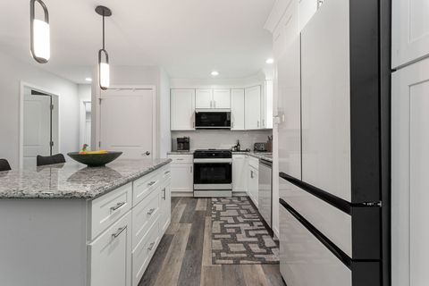 Tiny photo for 6417 Londonderry Drive, Cary, IL 60013 (MLS # 12552547)