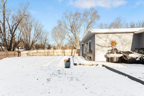 Tiny photo for 6417 Londonderry Drive, Cary, IL 60013 (MLS # 12552547)