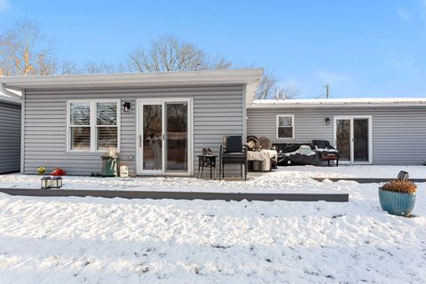 Tiny photo for 6417 Londonderry Drive, Cary, IL 60013 (MLS # 12552547)