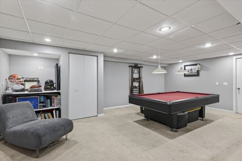 Tiny photo for 2010 N Oak Wood Drive, Arlington Heights, IL 60004 (MLS # 12544871)