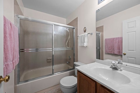 Tiny photo for 2017 N Charter Point Drive, Arlington Heights, IL 60004 (MLS # 12759383)