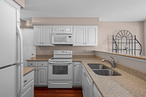 Tiny photo for 2017 N Charter Point Drive, Arlington Heights, IL 60004 (MLS # 12759383)
