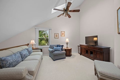 Tiny photo for 2017 N Charter Point Drive, Arlington Heights, IL 60004 (MLS # 12759383)