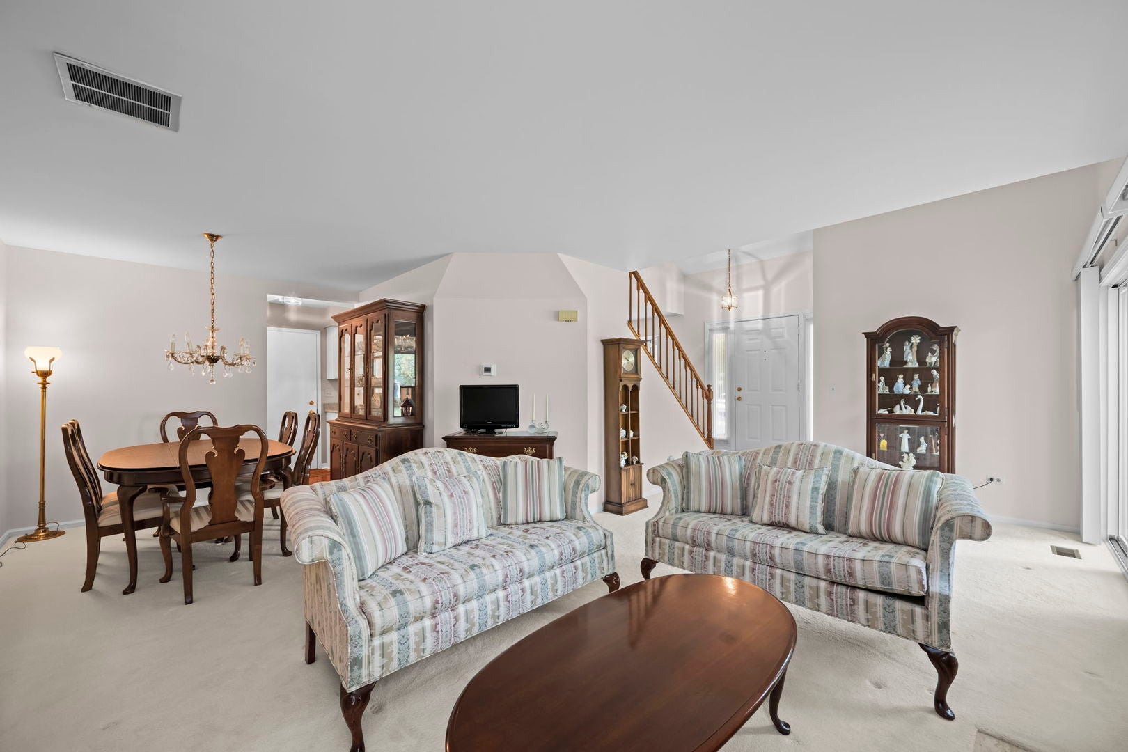 2017 N Charter Point Drive