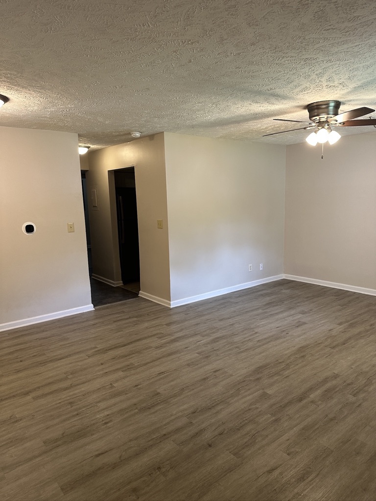 712 N Golfcrest Road