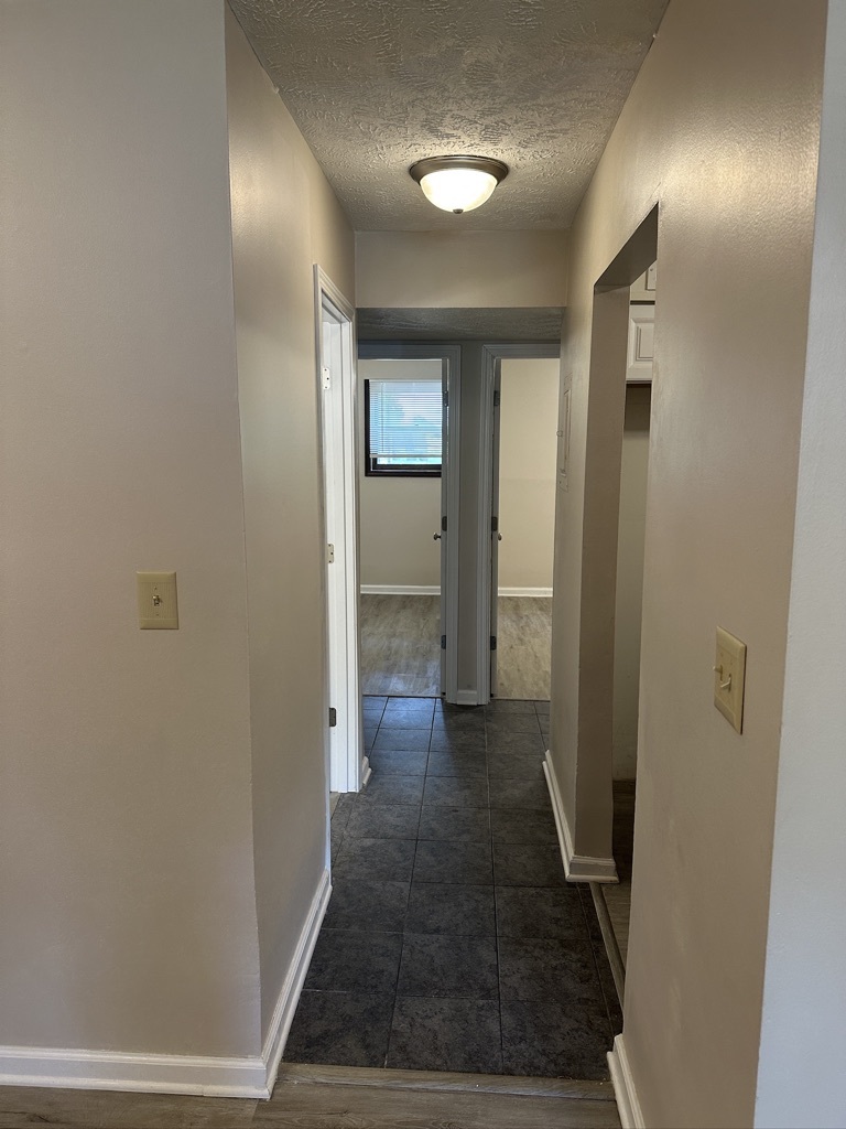 712 N Golfcrest Road