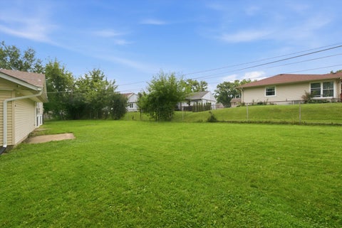Tiny photo for 1204 Lincoln Court, Streamwood, IL 60107 (MLS # 12733759)