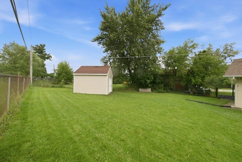 Tiny photo for 1204 Lincoln Court, Streamwood, IL 60107 (MLS # 12733759)