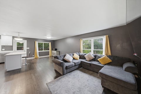 Tiny photo for 1204 Lincoln Court, Streamwood, IL 60107 (MLS # 12733759)