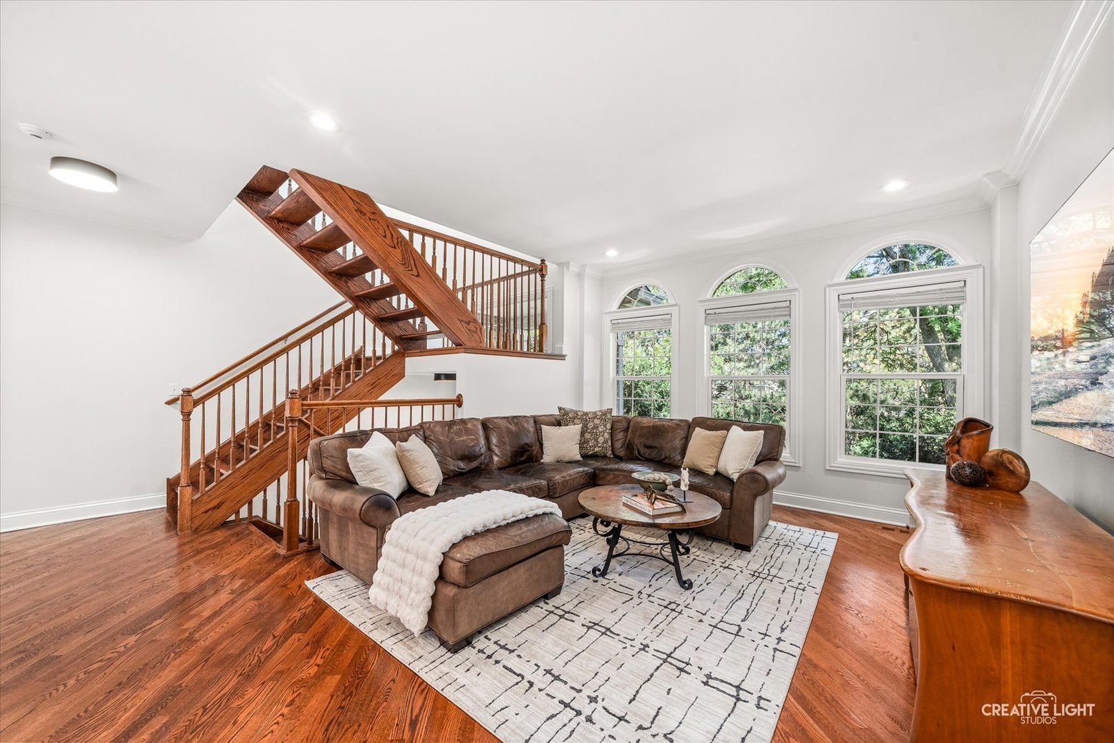 926 Shandrew Drive 926