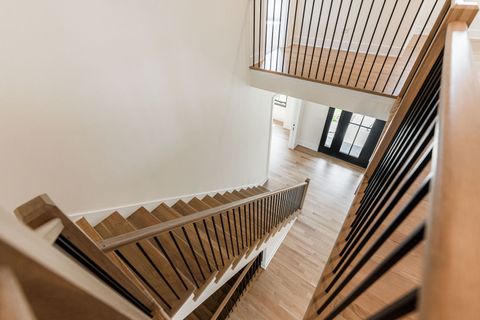 Tiny photo for 425 Sherman Street, Downers Grove, IL 60515 (MLS # 12399414)