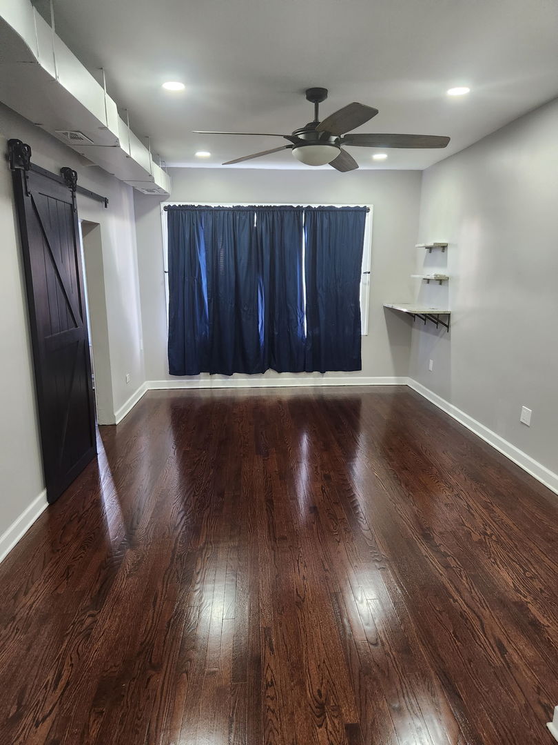 650 N Ashland Avenue 3F