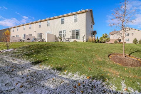 Tiny photo for 2084 Canyon Creek Court, Aurora, IL 60503 (MLS # 12521727)