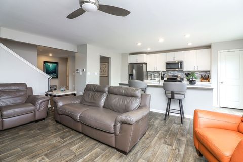 Tiny photo for 2084 Canyon Creek Court, Aurora, IL 60503 (MLS # 12521727)